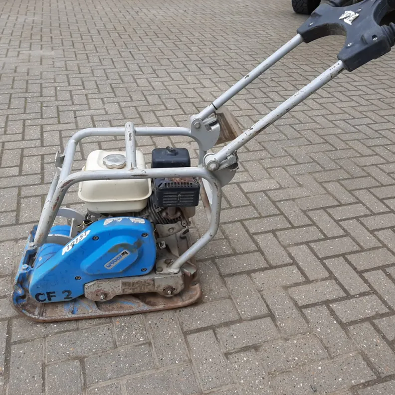 Webar 18" Large Wacker Plate (Anti Vibration Handle)